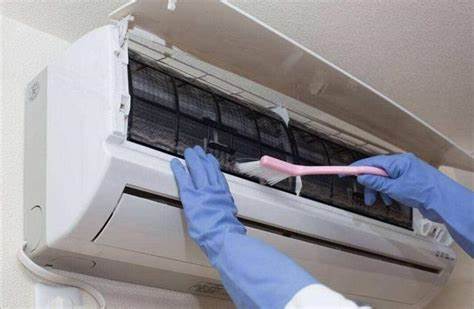 空调室内机漏水，该采取哪些措施进行自检？空调维修-空调排水管清洗-空调冷凝水清洗
